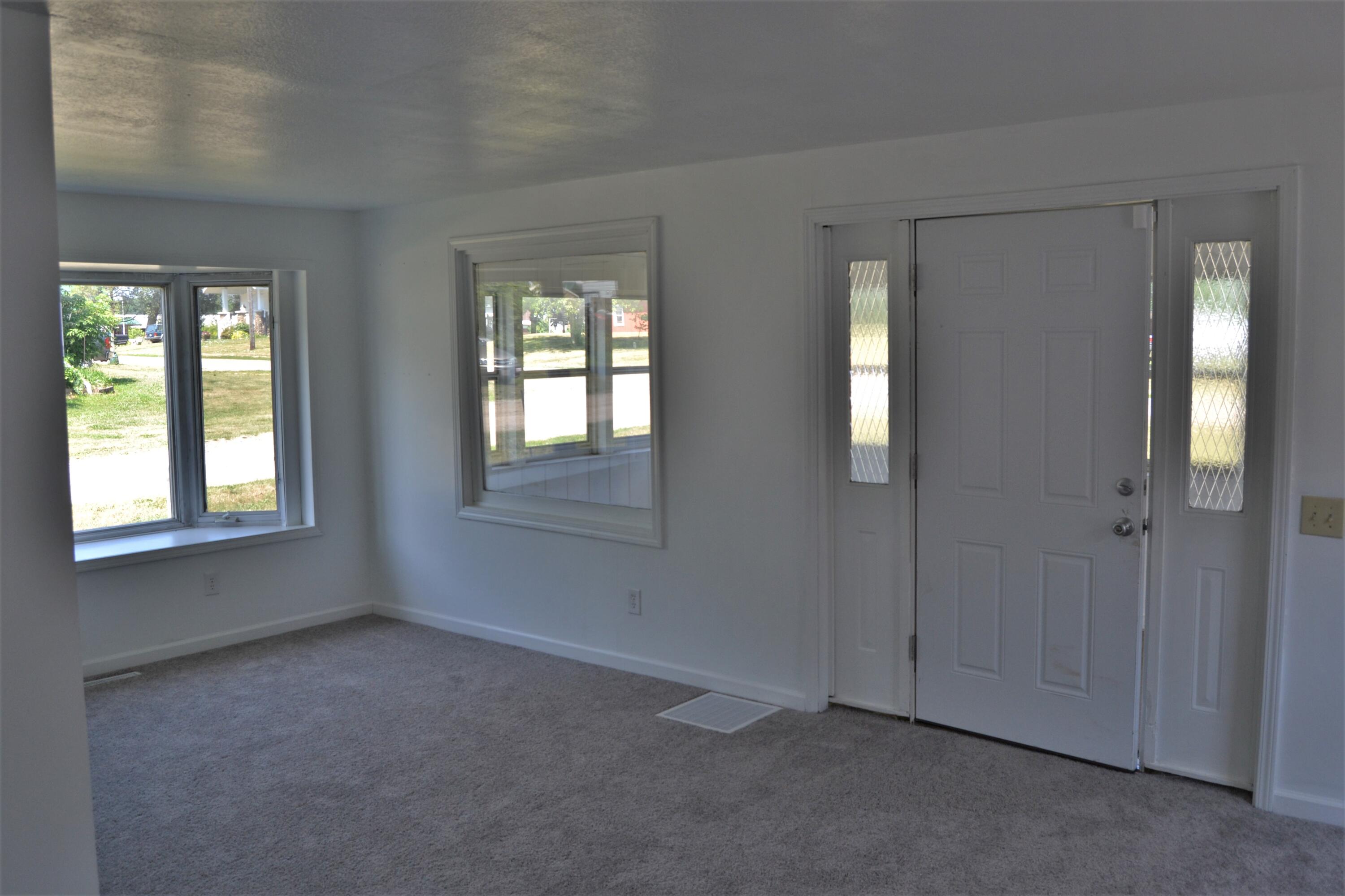 3957 West Jefferson Road Alma, MI 48801 - Photo 7 of 25 DSC_0008