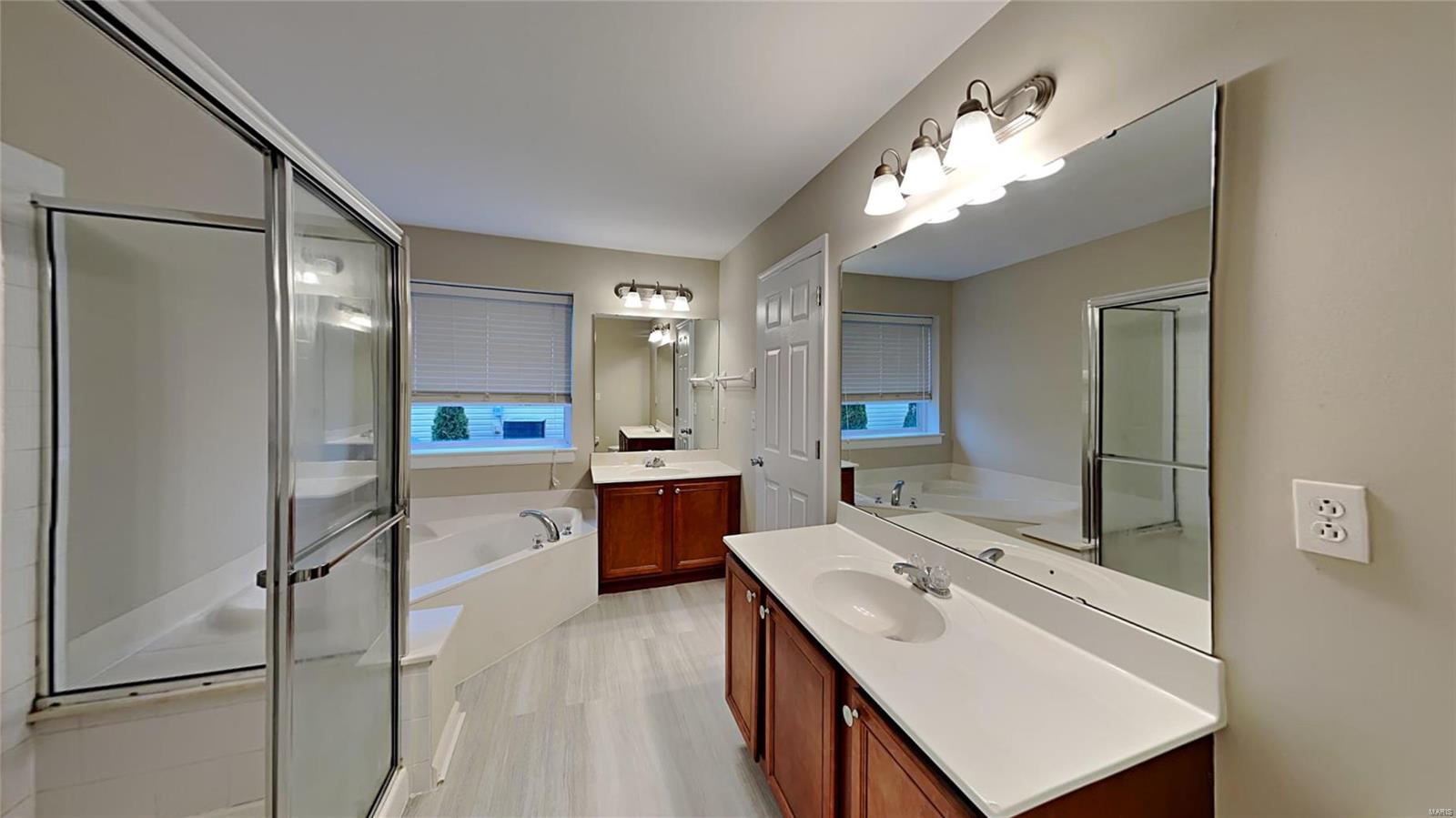 1016 Hawkridge Run Belleville, IL 62221 - Photo 7 of 12 Gallery Image 7