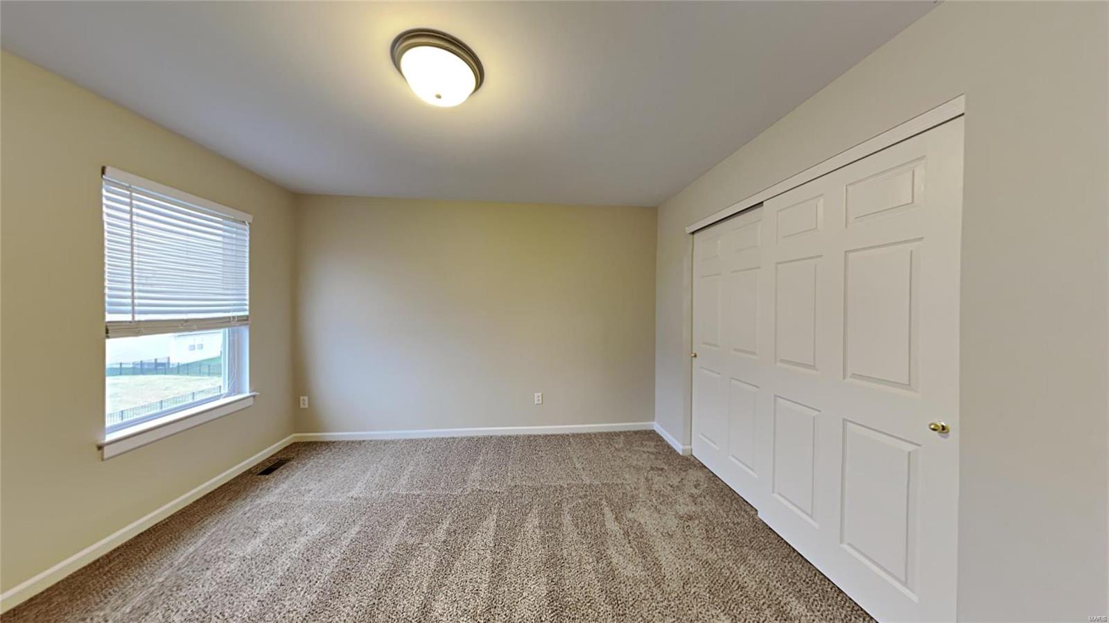 1016 Hawkridge Run Belleville, IL 62221 - Photo 8 of 12 Gallery Image 8
