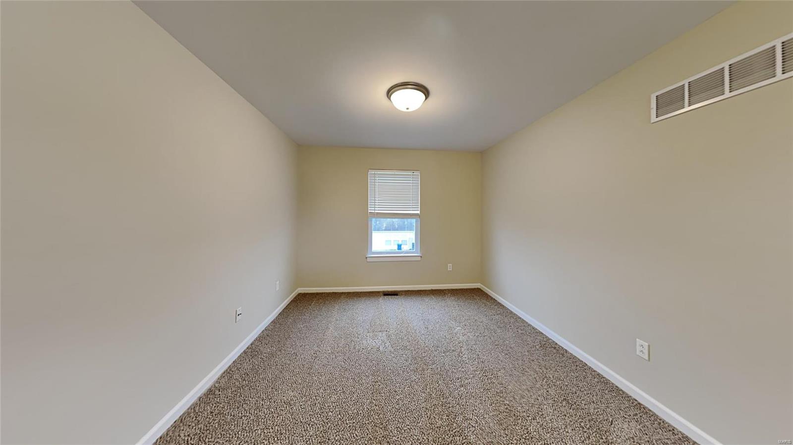 1016 Hawkridge Run Belleville, IL 62221 - Photo 10 of 12 Gallery Image 10