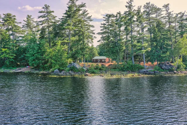 $370,000 | 57 Bear Trap Hwy Brooks, Brooks, ME 04921