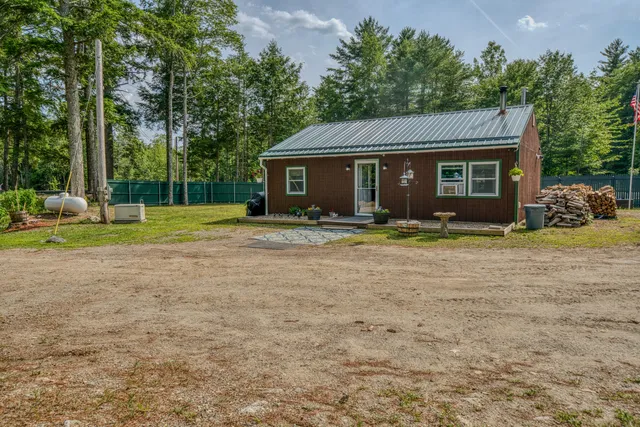 $370,000 | 57 Bear Trap Hwy Brooks, Brooks, ME 04921