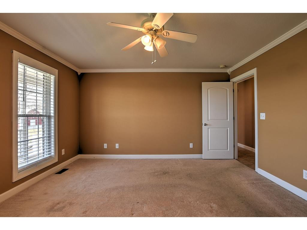 2405 Holly Creek Road Greeneville, TN 37745 - Photo 17 of 34 Photo 17