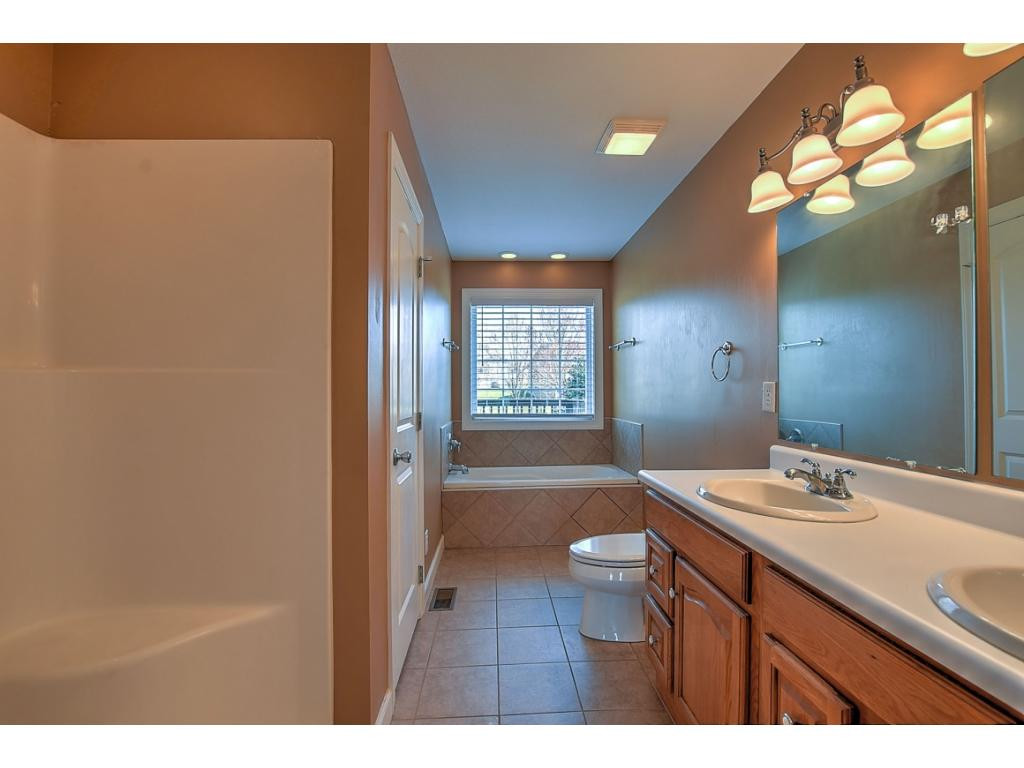 2405 Holly Creek Road Greeneville, TN 37745 - Photo 19 of 34 Photo 19
