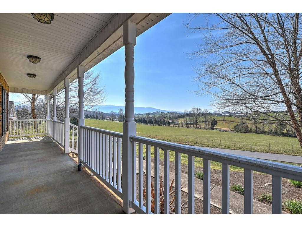 2405 Holly Creek Road Greeneville, TN 37745 - Photo 2 of 34 Photo 2