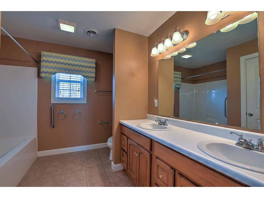 2405 Holly Creek Road Greeneville, TN 37745 - Photo 27 of 34 Photo 27