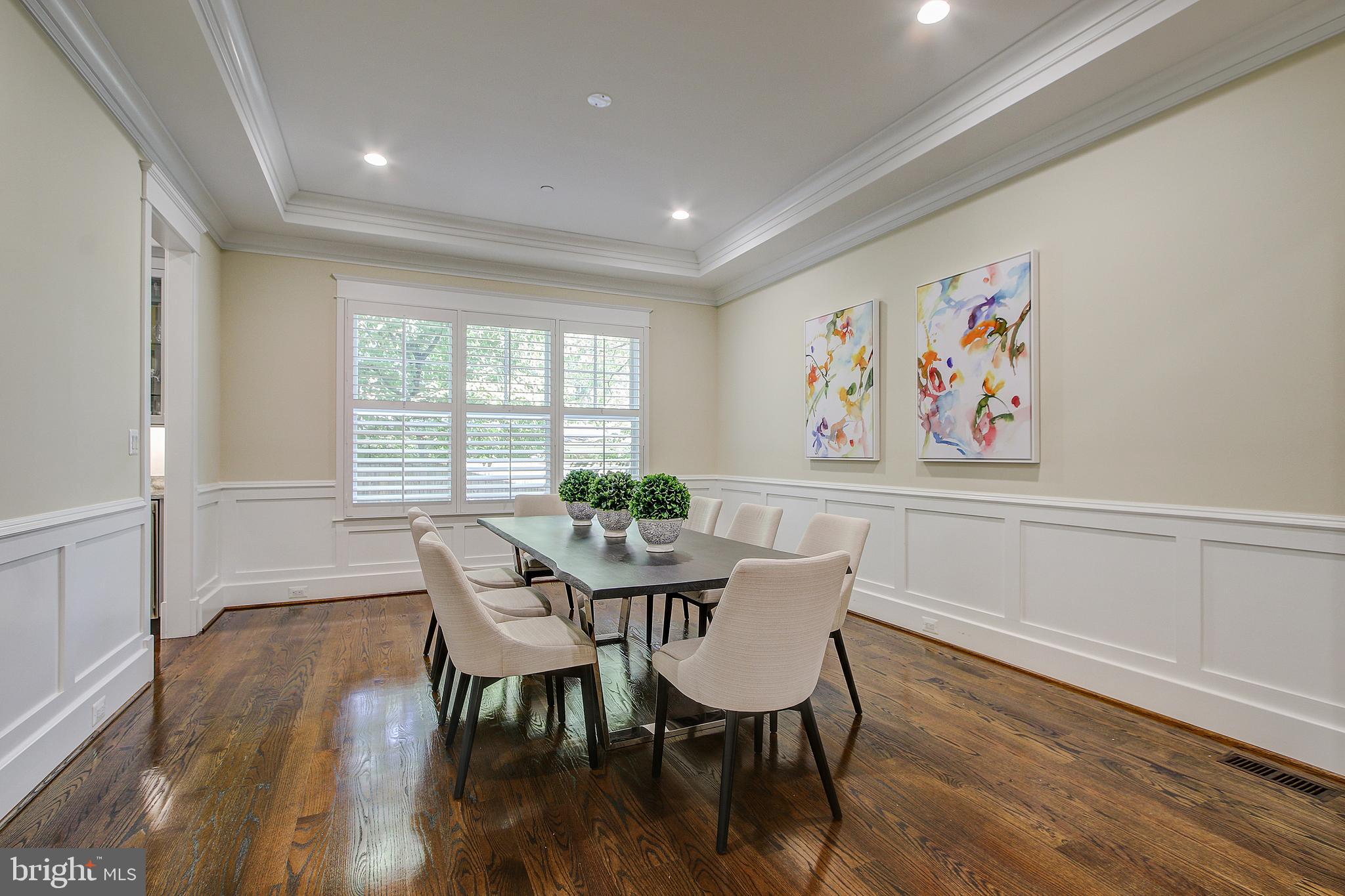 6101 Kirby Road Bethesda, MD 20817 - Photo 13 of 51 Large Formal Dining Room