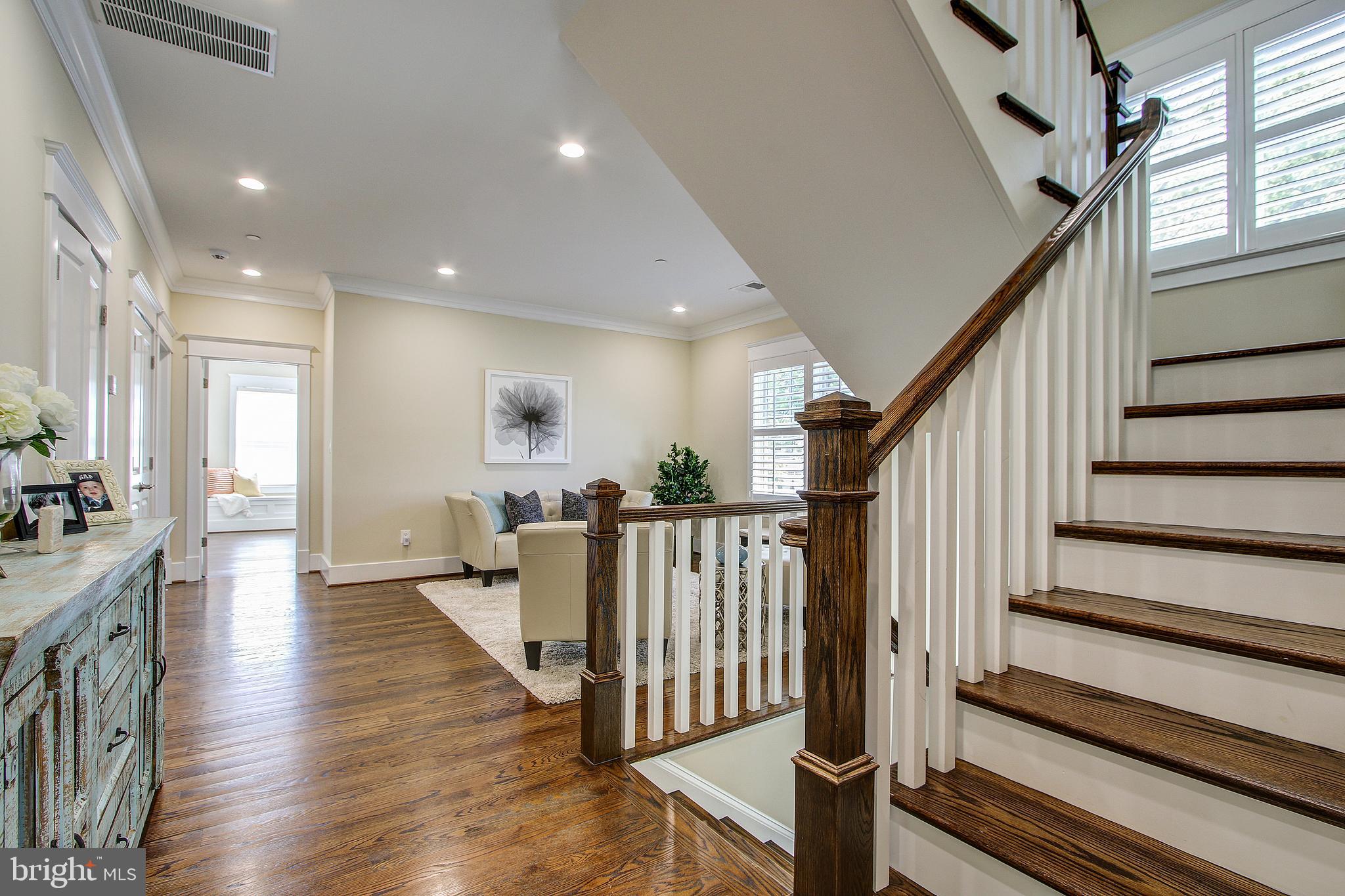 6101 Kirby Road Bethesda, MD 20817 - Photo 27 of 51 UPPER LEVEL 2ND FAMILY ROOM