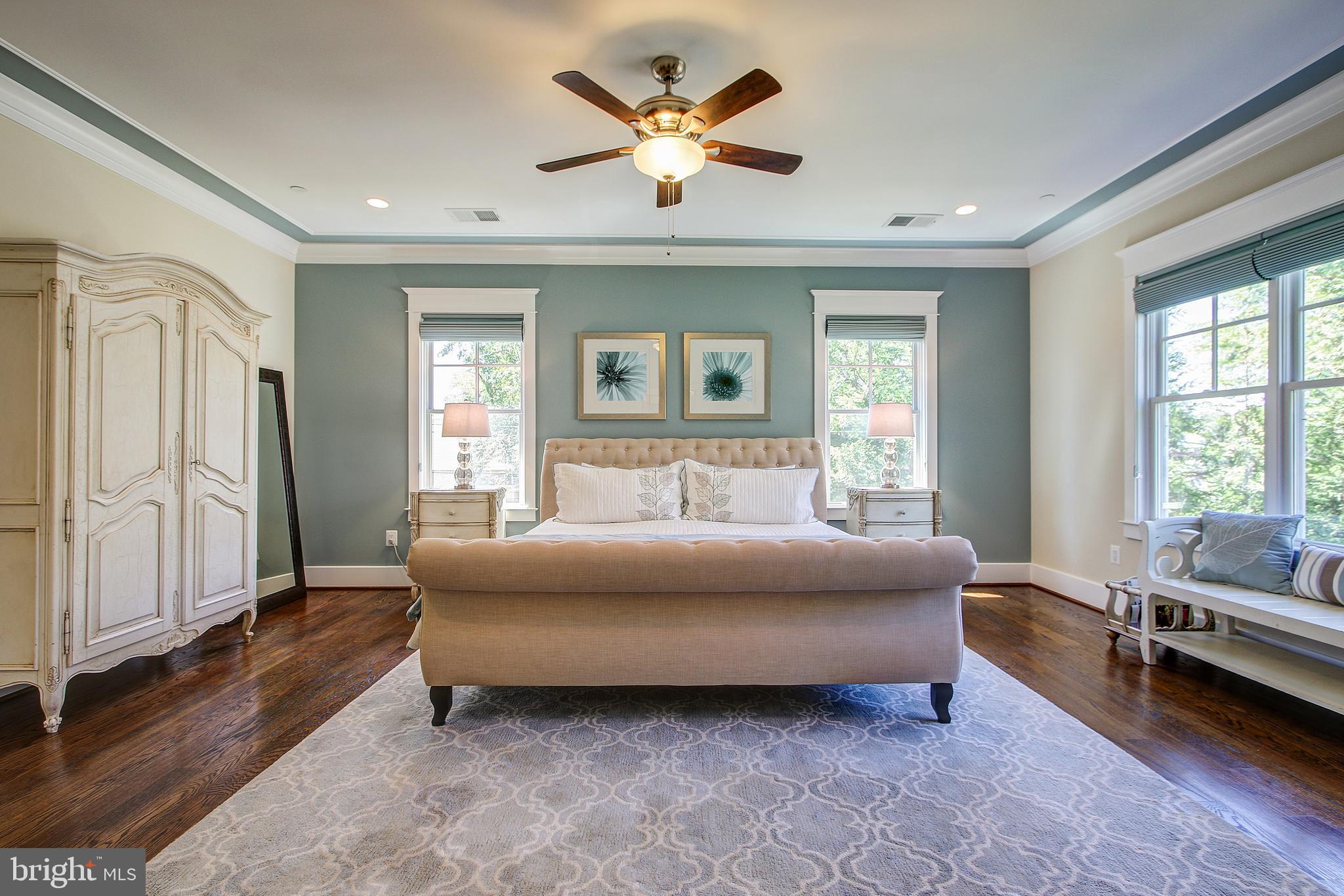 6101 Kirby Road Bethesda, MD 20817 - Photo 30 of 51 MASTER BEDROOM w/his & her's CLOSETS
