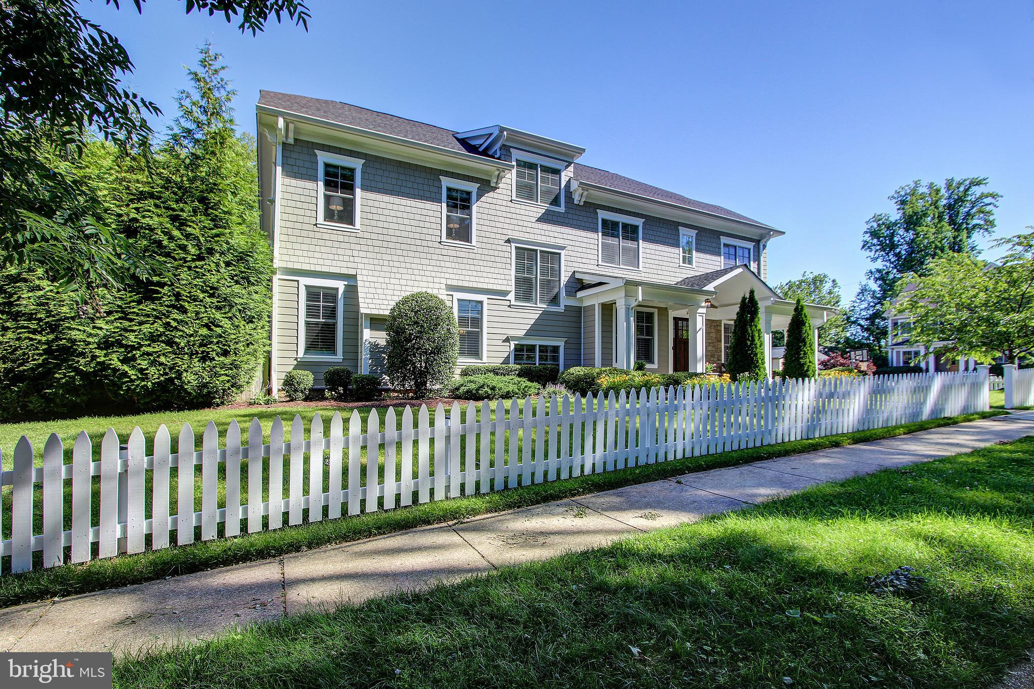6101 Kirby Road Bethesda, MD 20817 - Photo 4 of 51 Wrap around Porch and Fence