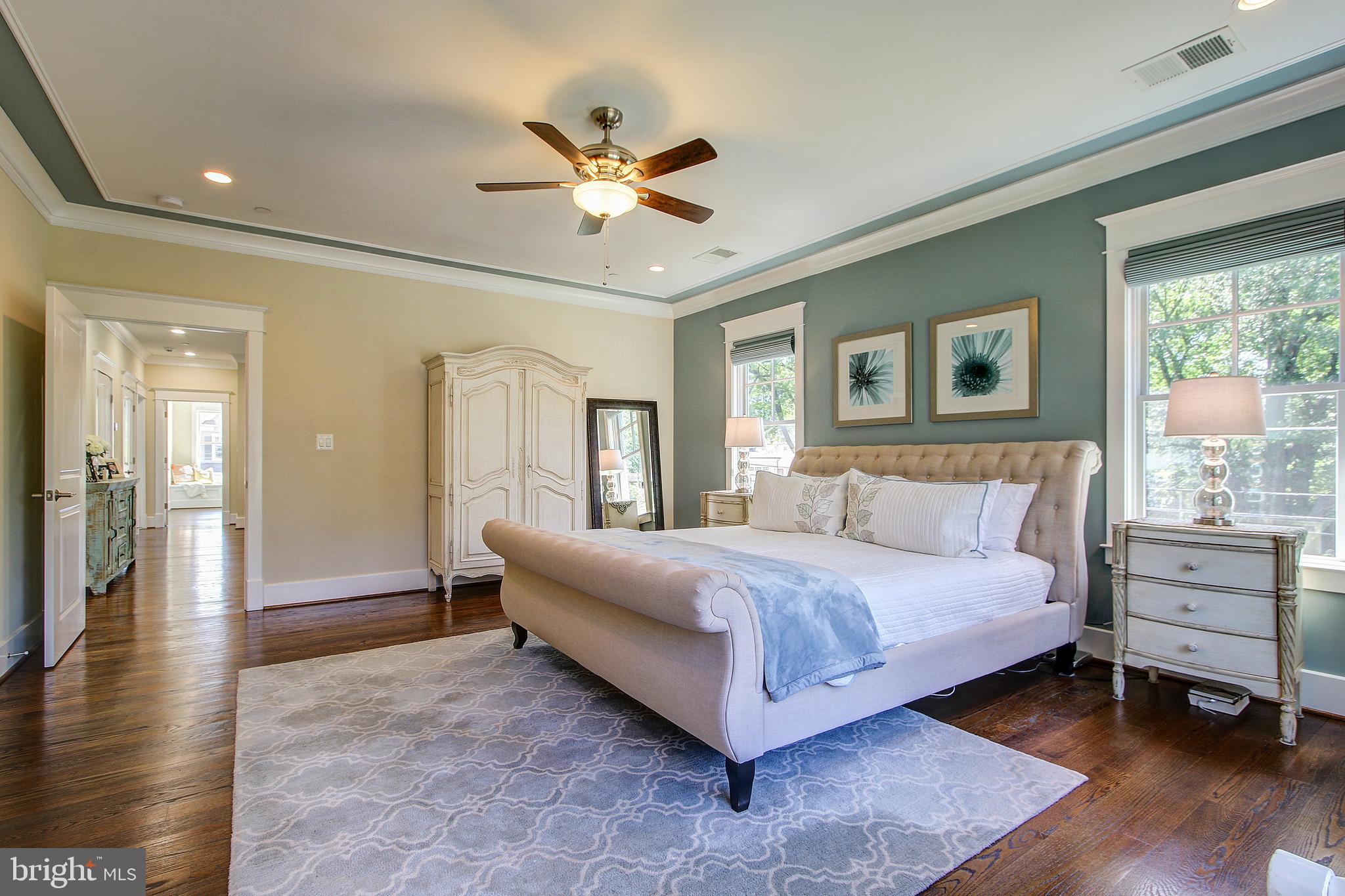 6101 Kirby Road Bethesda, MD 20817 - Photo 31 of 51 MASTER BEDROOM w/his & her's CLOSETS