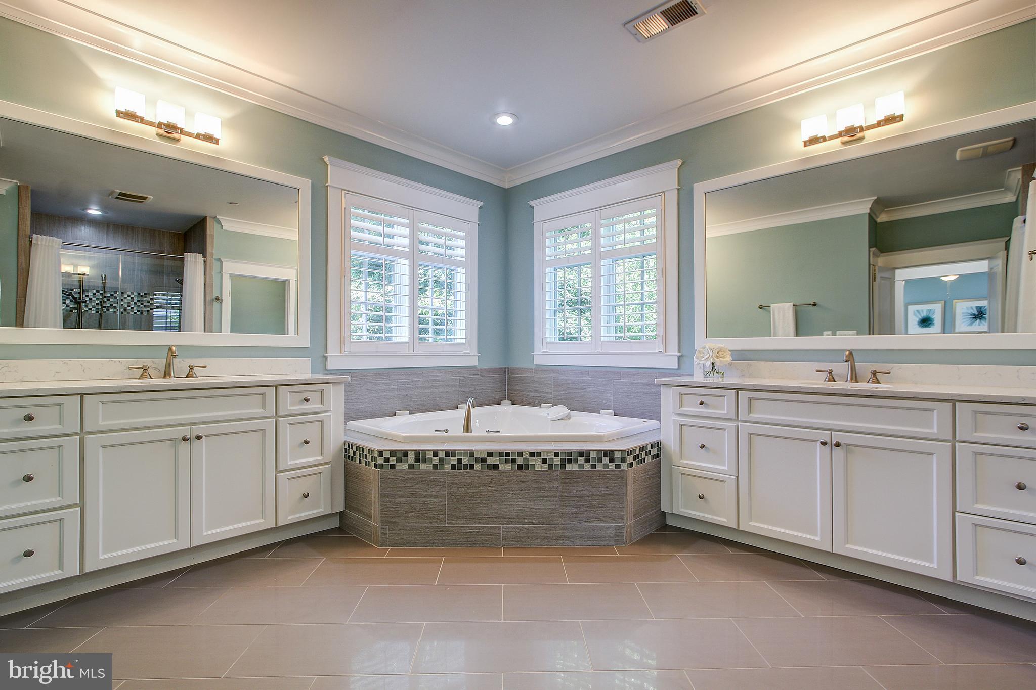 6101 Kirby Road Bethesda, MD 20817 - Photo 34 of 51 MASTER BATHROOM