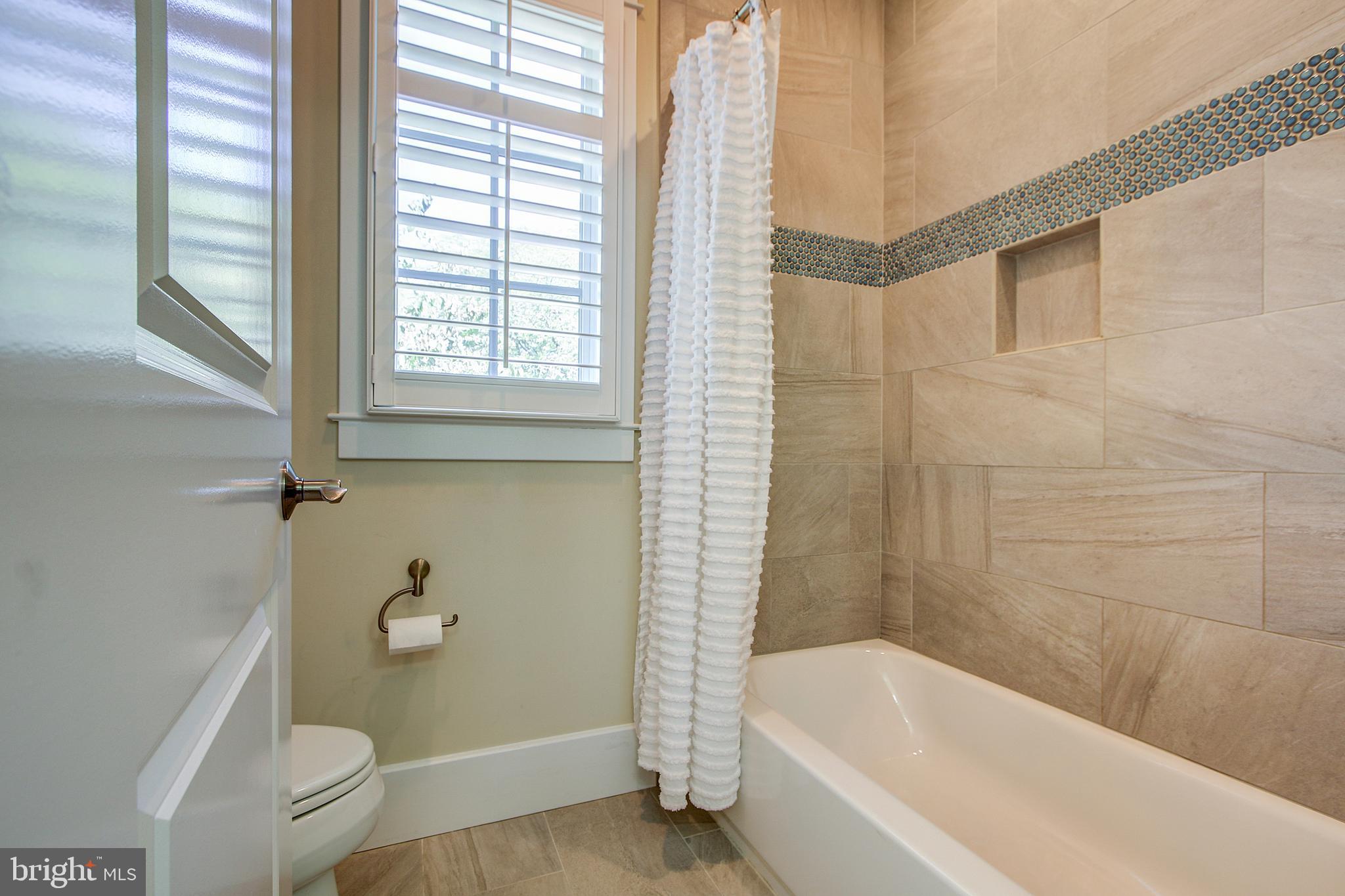 6101 Kirby Road Bethesda, MD 20817 - Photo 36 of 51 BATHROOM #2