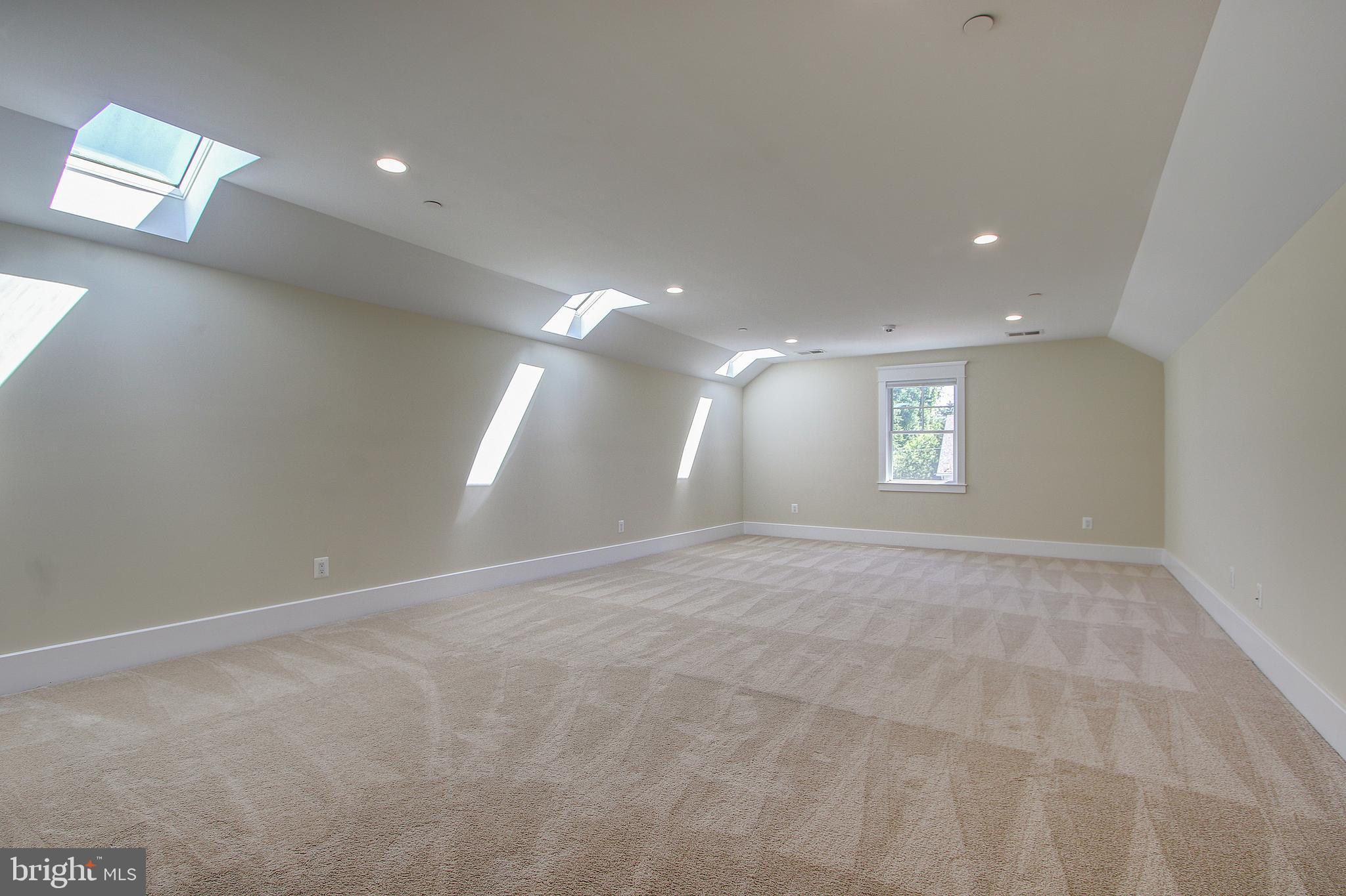 6101 Kirby Road Bethesda, MD 20817 - Photo 43 of 51 3RD LEVEL LOFT/BONUS ROOM