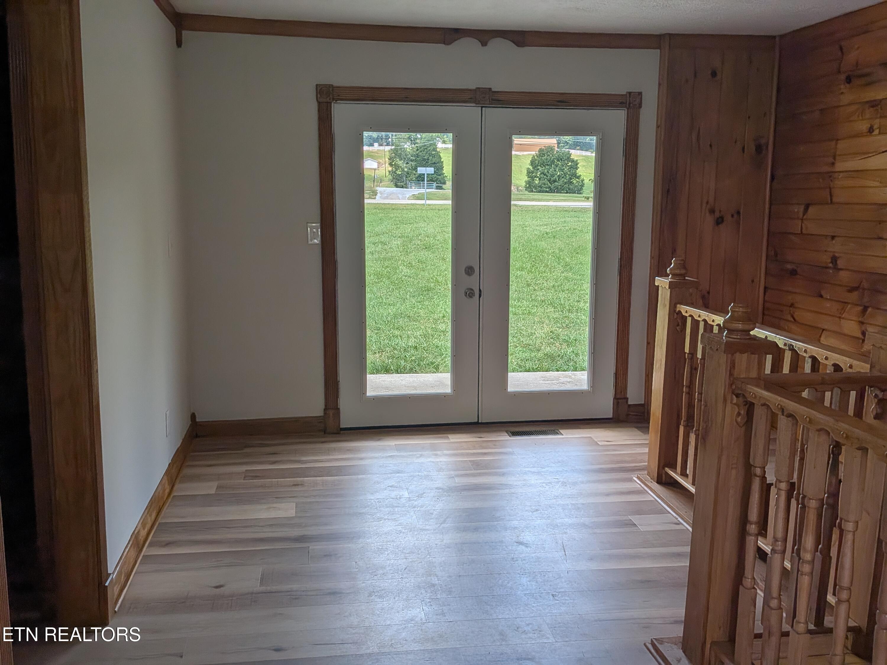 10024 Rutledge Pike Corryton, TN 37721 - Photo 19 of 29 3819