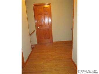 22939 Green Acres Road Dow, IL 62022 - Photo 11 of 24