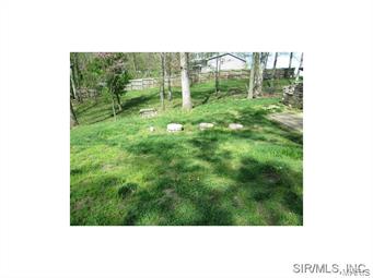 22939 Green Acres Road Dow, IL 62022 - Photo 20 of 24