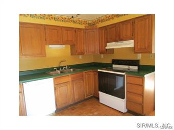 22939 Green Acres Road Dow, IL 62022 - Photo 3 of 24