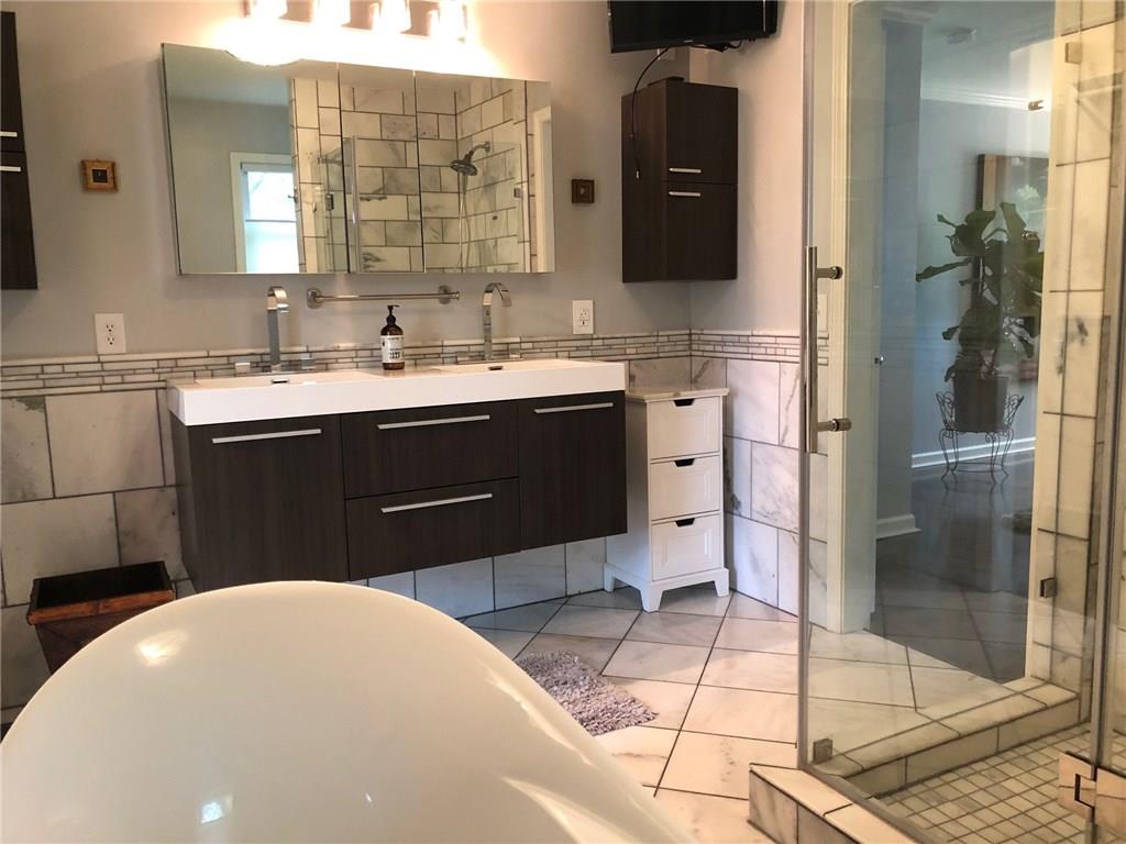 85 Park View Road Carmel, IN 46032 - Photo 16 of 25 Gallery Image 16