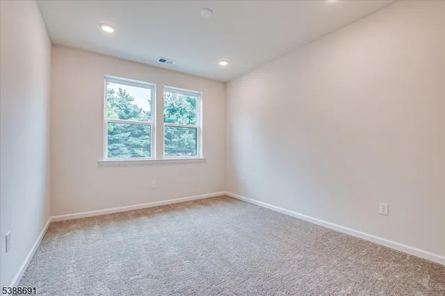 $4,200 | 624 Sadie Circle, New Brunswick, NJ 08901