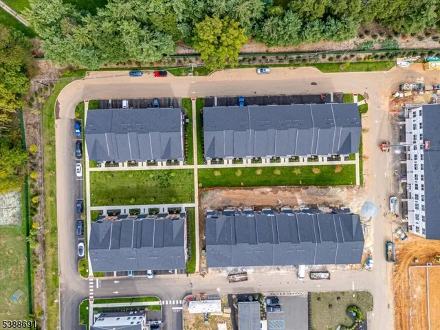 $4,200 | 624 Sadie Circle, New Brunswick, NJ 08901