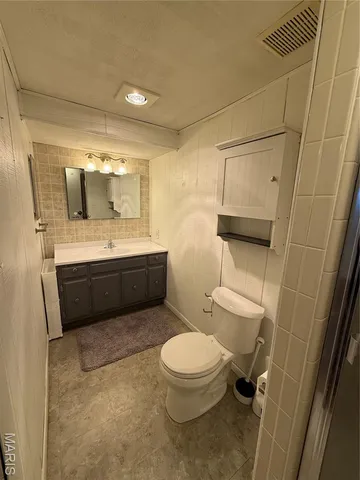 $2,145 | 11015 Golf Crest Drive, St. Louis, MO 63126