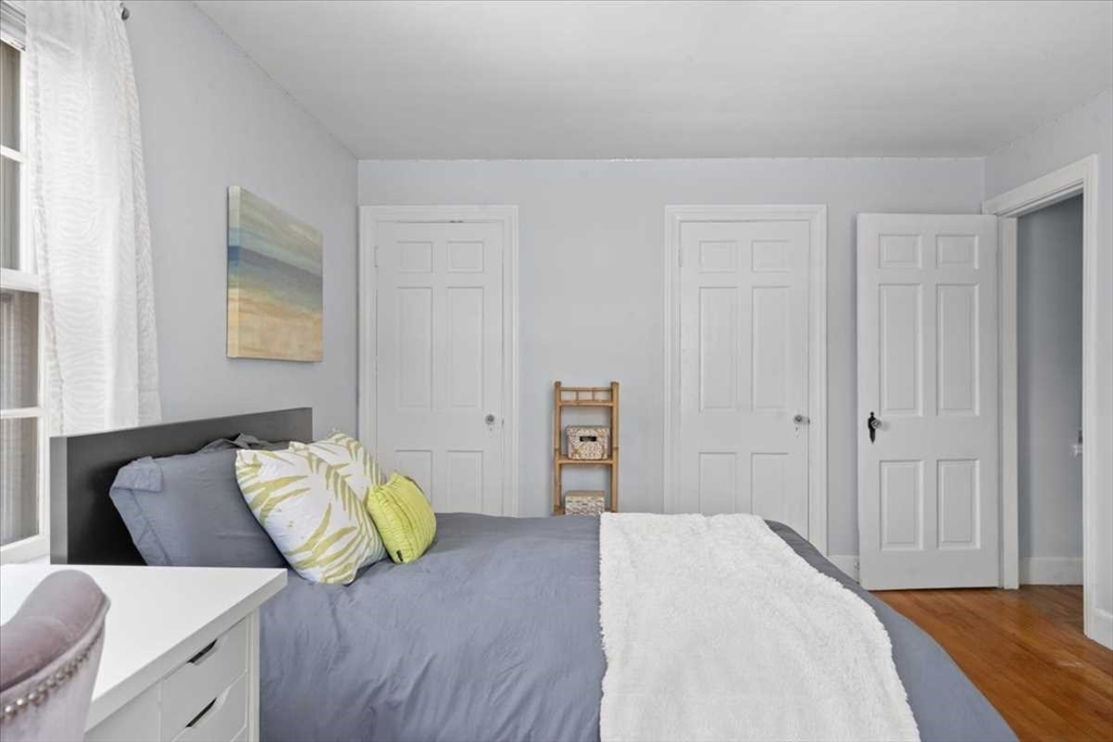 4 Van Street Worcester, MA 01602 - Photo 18 of 40