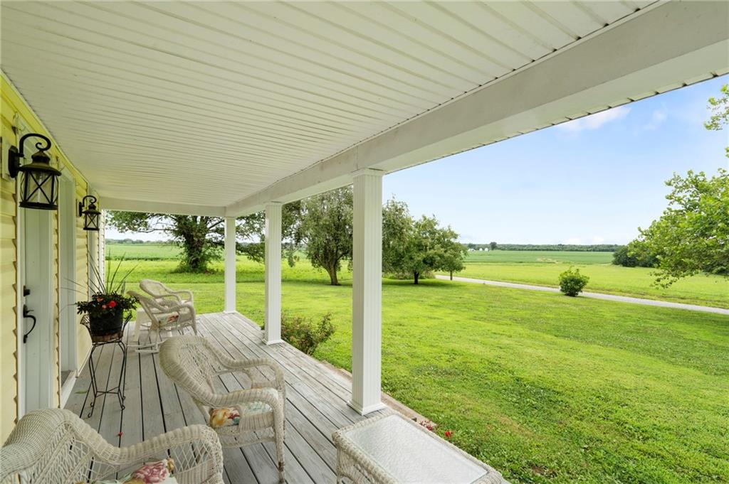 12189 119th Road Sweet Springs, MO 65351 - Photo 4 of 46
