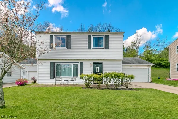 $250,000 | 344 Karen Drive, Chardon, OH 44024