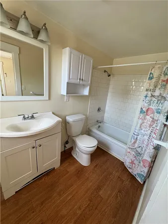 $2,150 | 38 Freebody Street, Unit 303, Newport, RI 02840