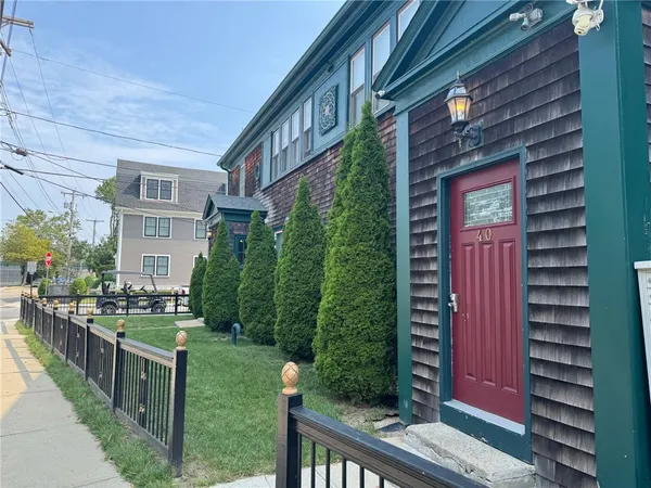 $2,150 | 38 Freebody Street, Unit 303, Newport, RI 02840