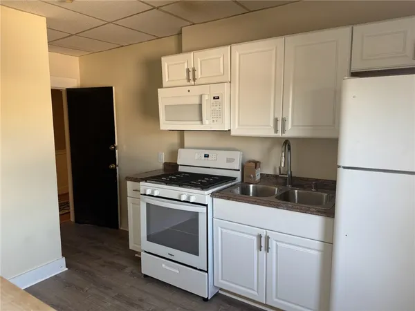 $2,150 | 38 Freebody Street, Unit 303, Newport, RI 02840