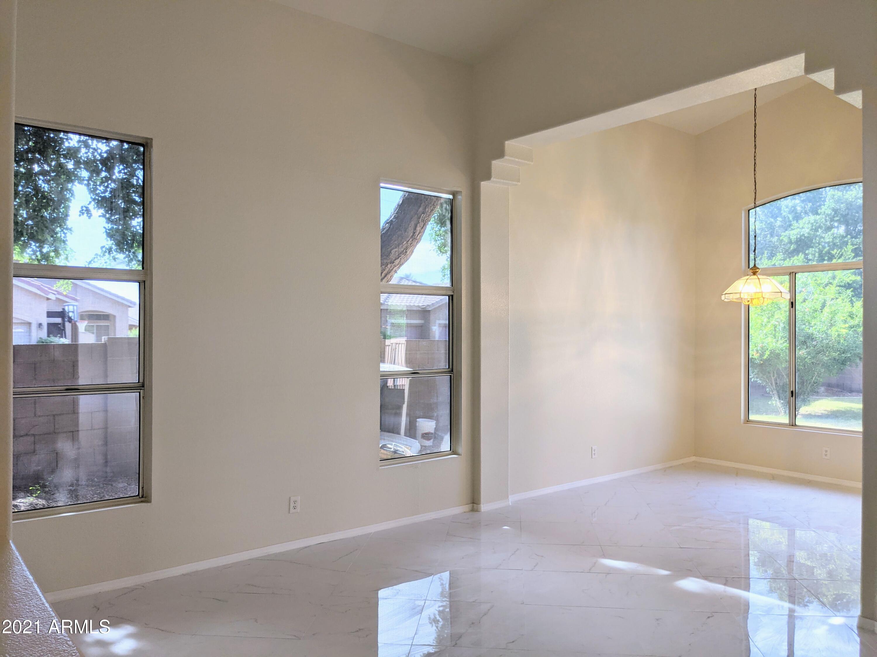 766 West Del Rio Street Gilbert, AZ 85233 - Photo 11 of 108 766 W DEL RIO ST