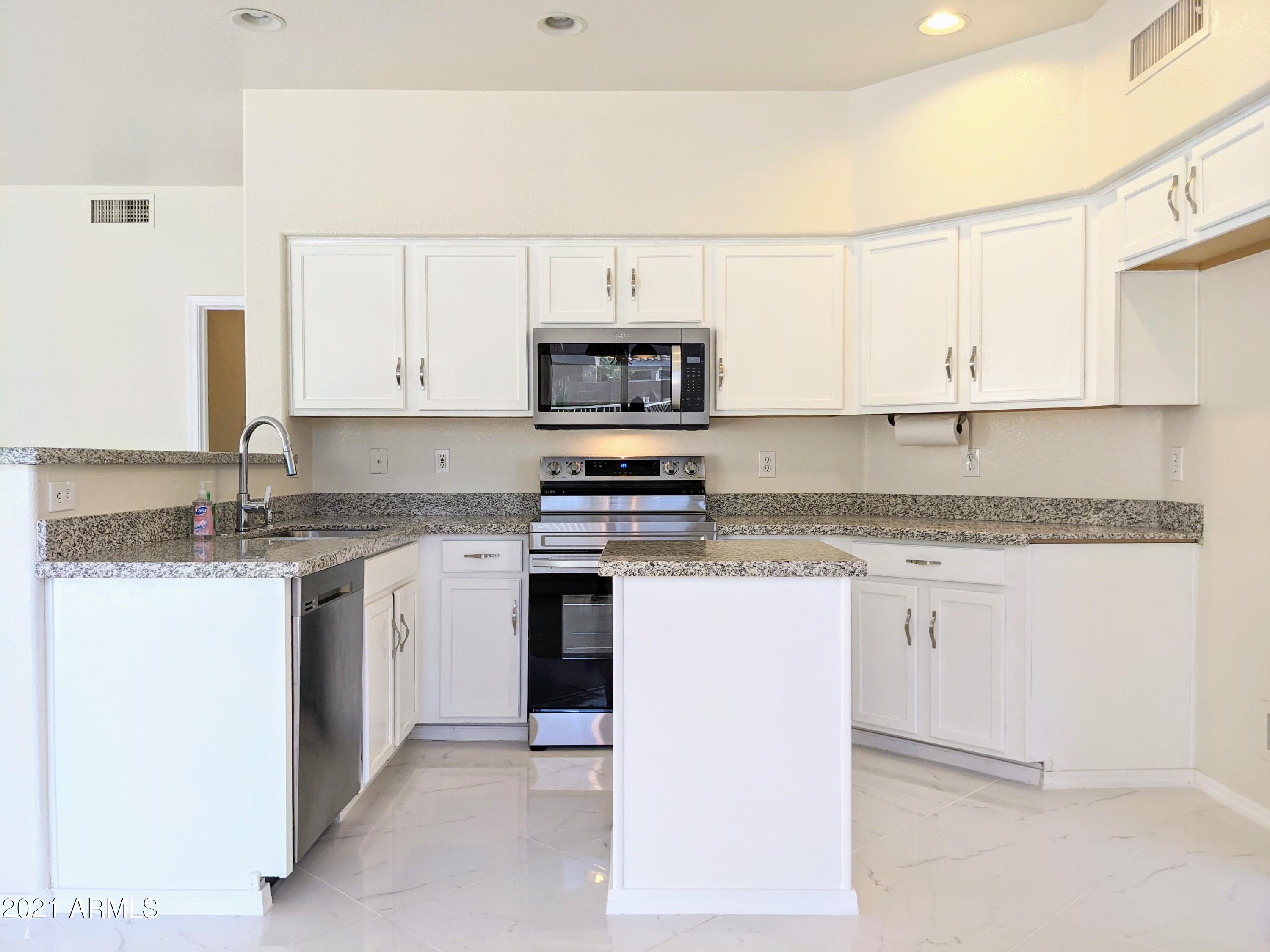 766 West Del Rio Street Gilbert, AZ 85233 - Photo 31 of 108 766 W DEL RIO ST