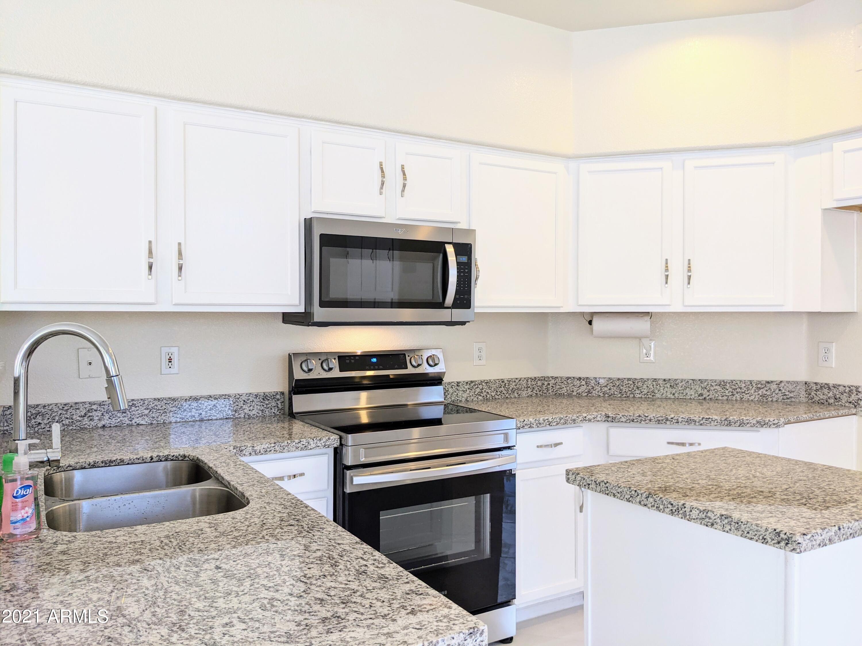 766 West Del Rio Street Gilbert, AZ 85233 - Photo 34 of 108 766 W DEL RIO ST