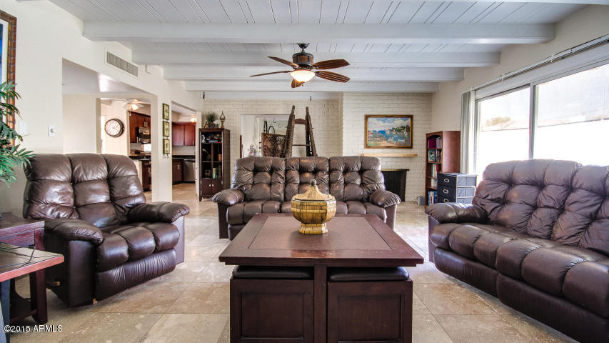 4106 East Camelback Road Phoenix, AZ 85018 - Photo 6 of 15 Photo 5.jpg