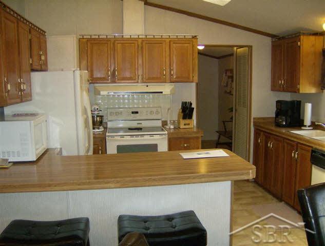 4114 Chesaning Road Chesaning, MI 48616 - Photo 5 of 15 20036688-4.JPG