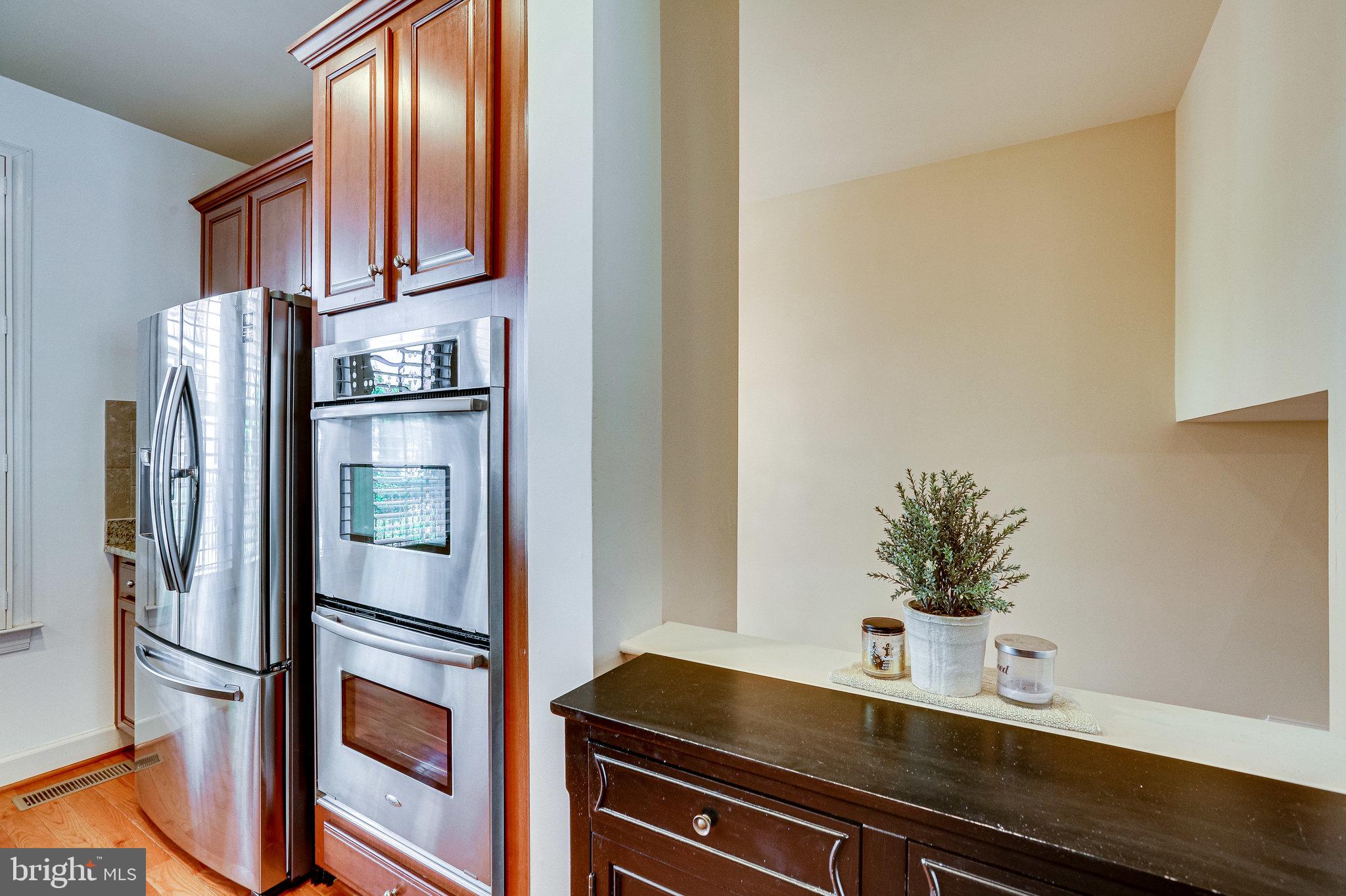 3305 Kemper Road Arlington, VA 22206 - Photo 11 of 45 Gallery Image 11