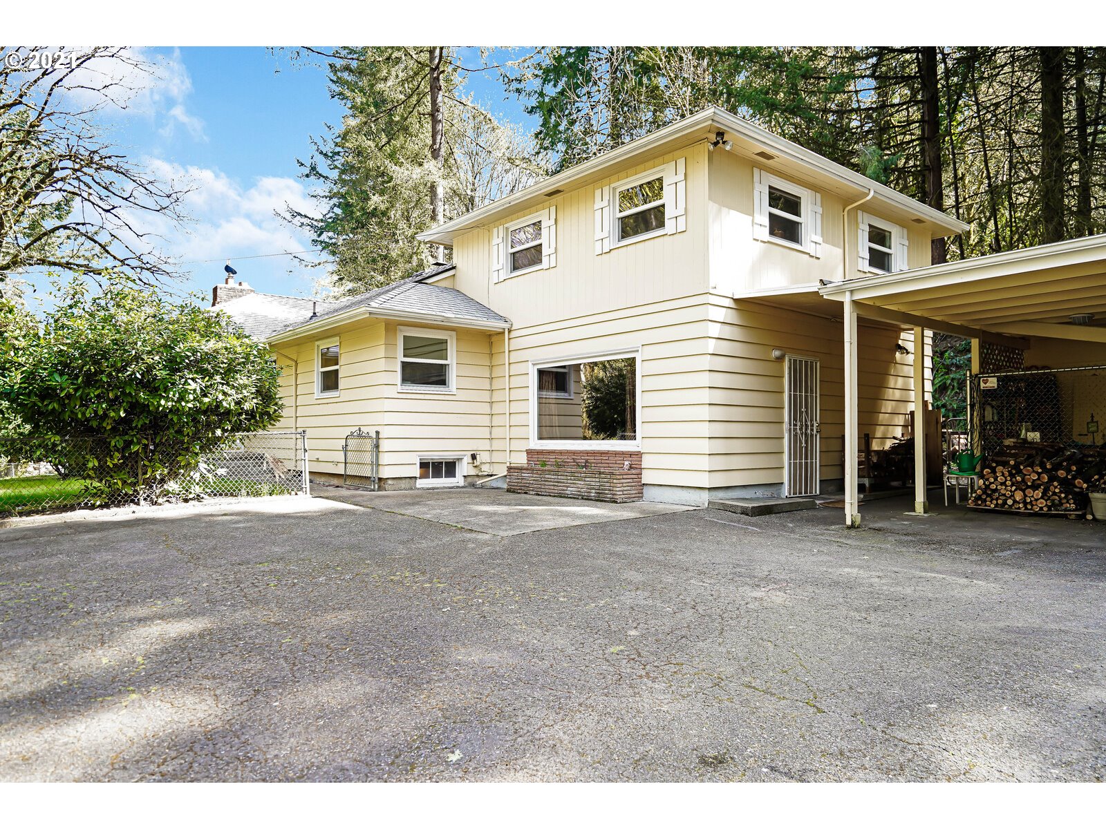 3950 Croisan Creek Road Salem, OR 97302 - Photo 1 of 32 Gallery Image 1