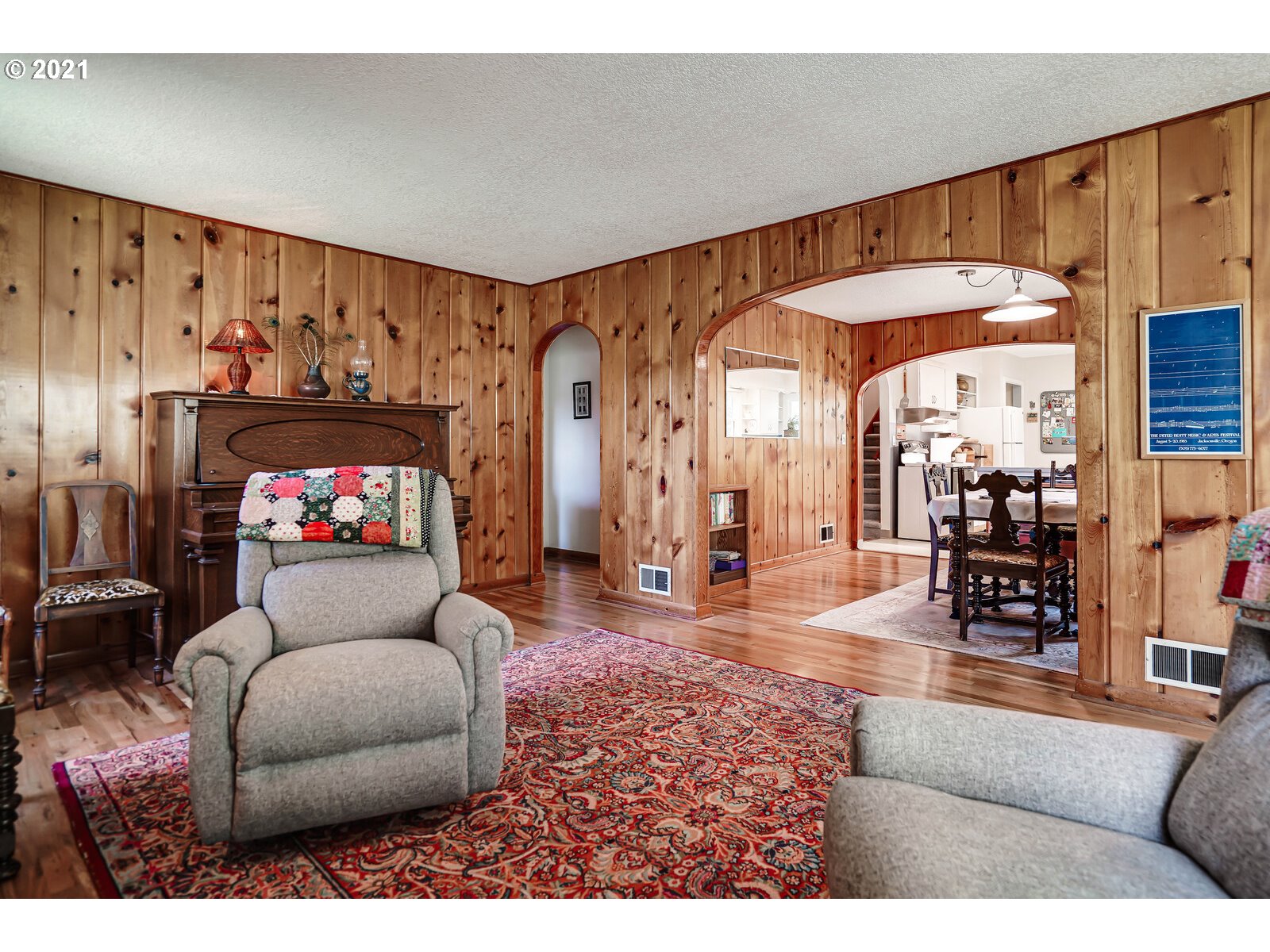 3950 Croisan Creek Road Salem, OR 97302 - Photo 5 of 32 Gallery Image 5