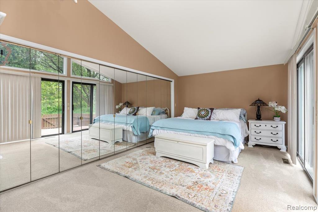2689 Roseview Drive Rochester Hills, MI 48306 - Photo 21 of 74