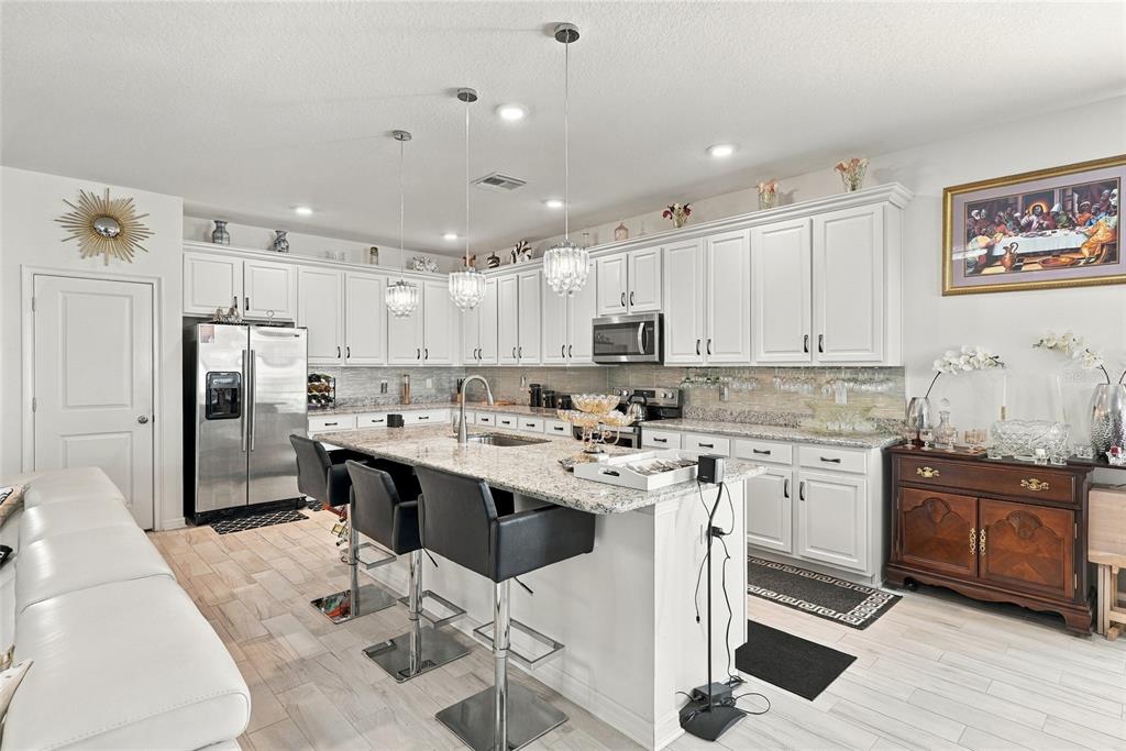 944 Old Windsor Way Spring Hill, FL 34609 - Photo 3 of 30 Gallery Image 3