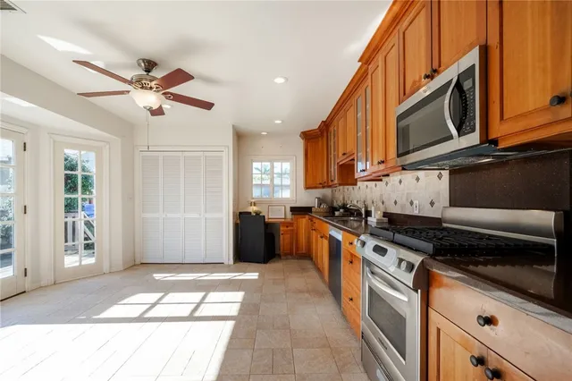 $599,000 | 1725 South Centre Street, San Pedro, CA 90731