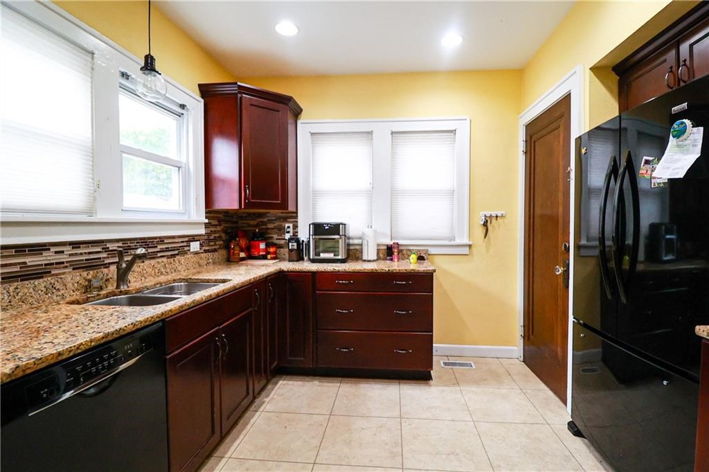 513 North 3rd Street Effingham, IL 62401 - Photo 21 of 38