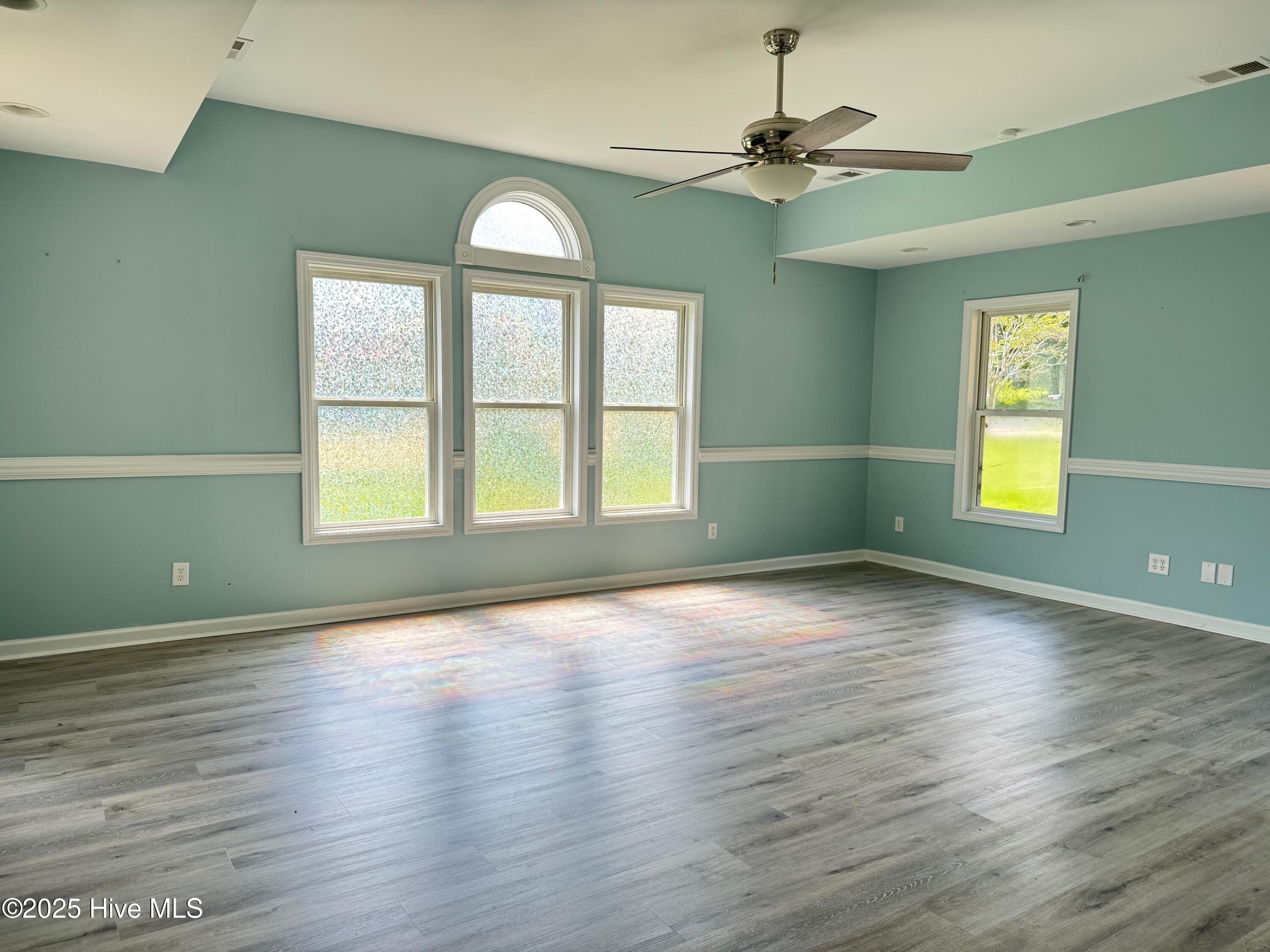 1043 High Point Avenue Southwest Calabash, NC 28467 - Photo 2 of 7 Family room