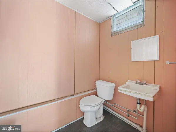 $164,900 | 107 Lincoln Way East, McConnellsburg, PA 17233