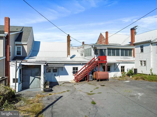 $164,900 | 107 Lincoln Way East, McConnellsburg, PA 17233