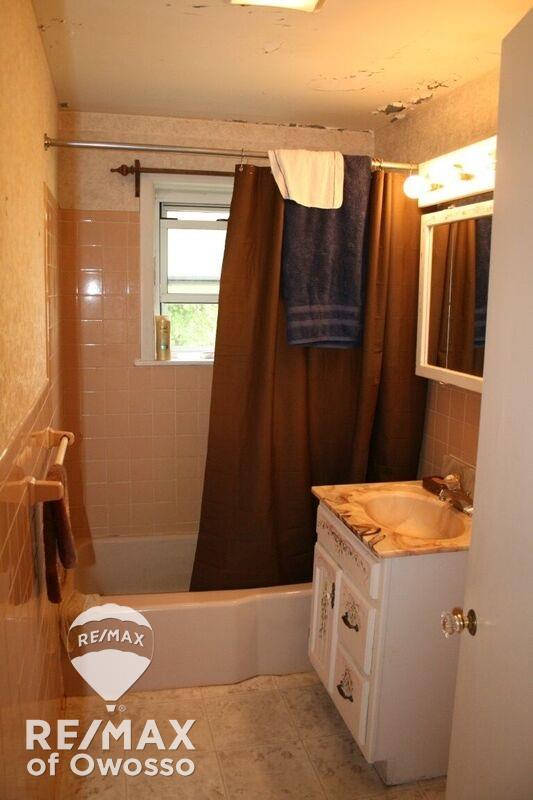 2392 South State Road Corunna, MI 48817 - Photo 15 of 18
