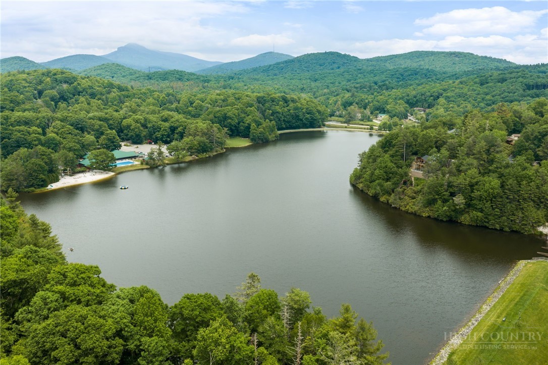 154 Pine Valley Road Newland, NC 28657 - Photo 32 of 43