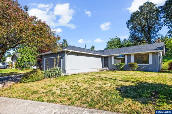 $345,000 | 361 West Pine Street, Sweet Home, OR 97386
